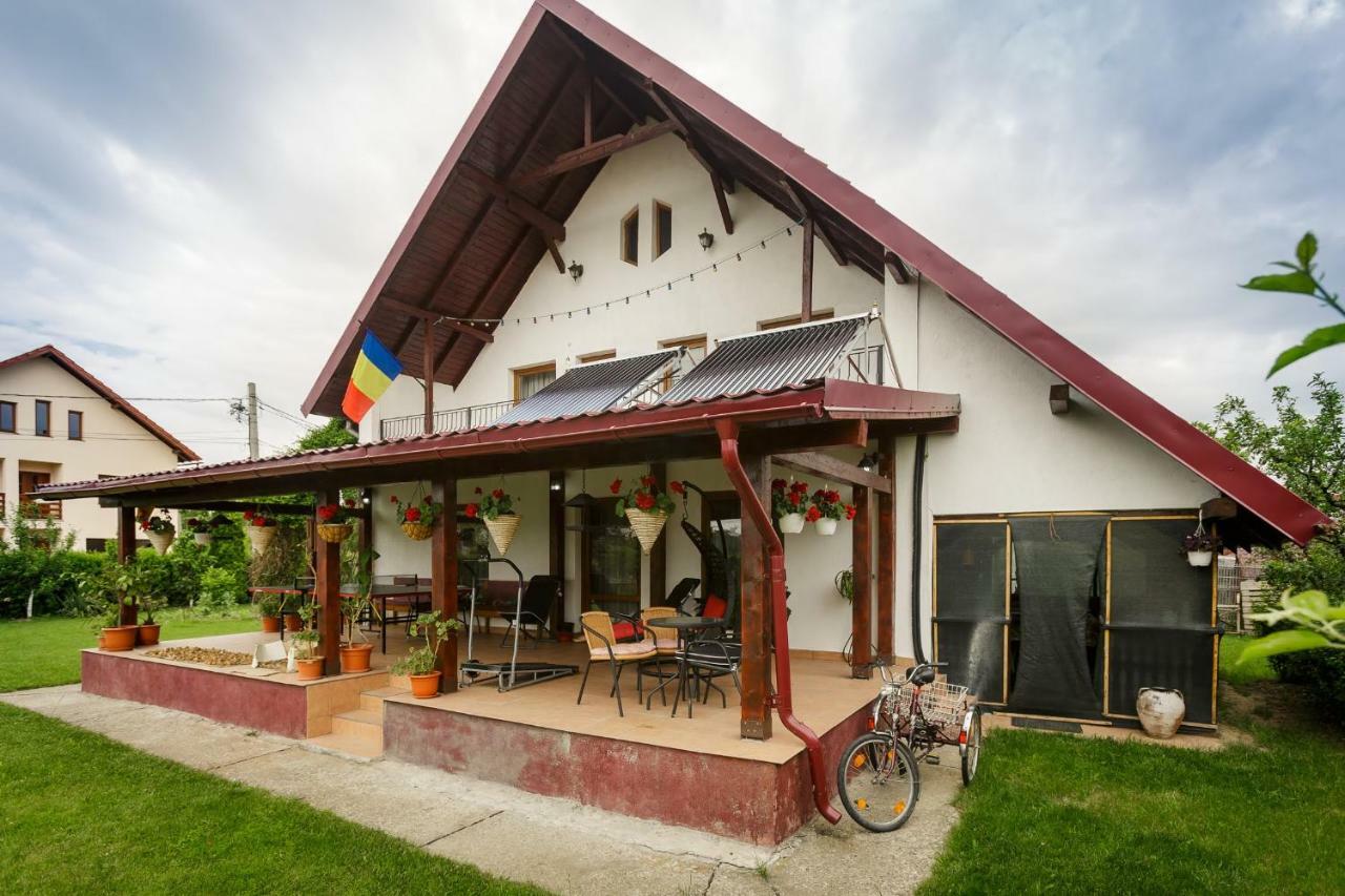 Casa Florilor Hotel Curtea de Argeş Eksteriør billede